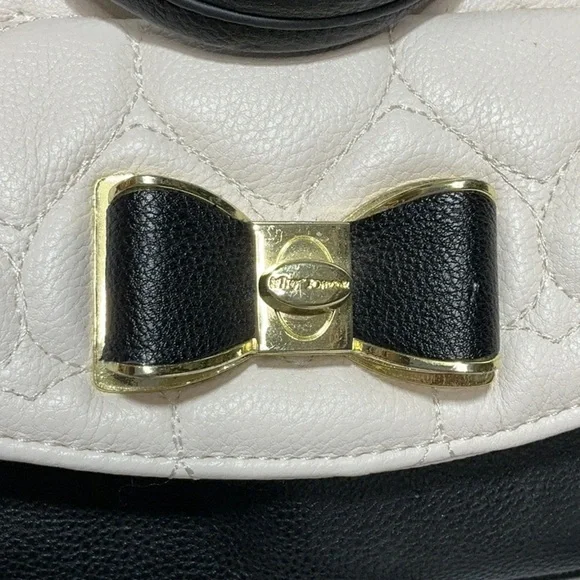Betsey Johnson Classic Heart Quilted Sachel Handbag - Picture 2 of 15